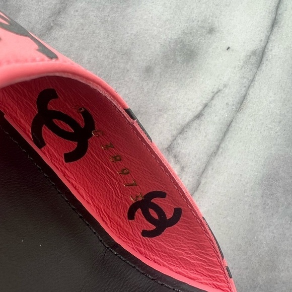 Chanel Pink and Black Printed Lambskin Sandals 22S Size 38 - Picture 10 of 13